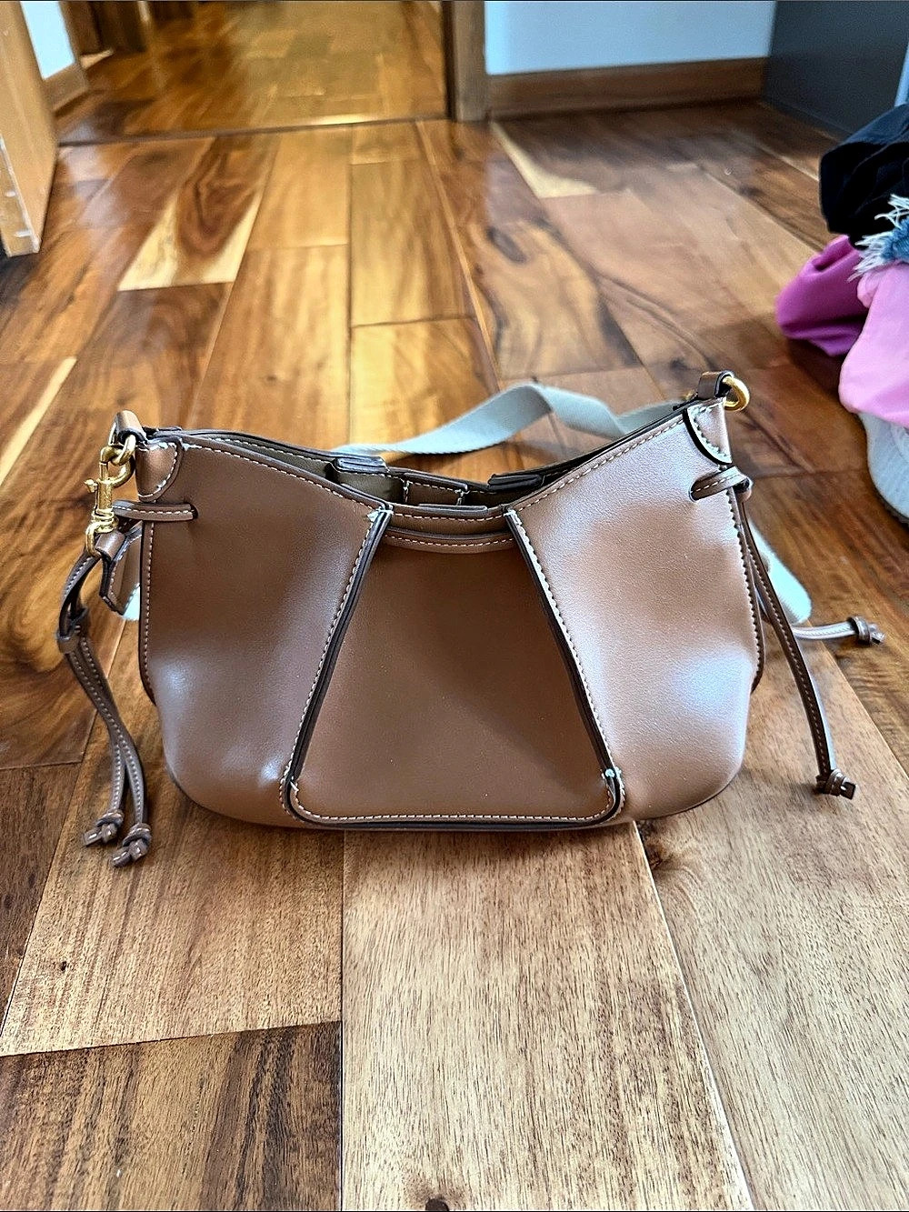 Brown & White Shoulder Bag with Detachable Strap